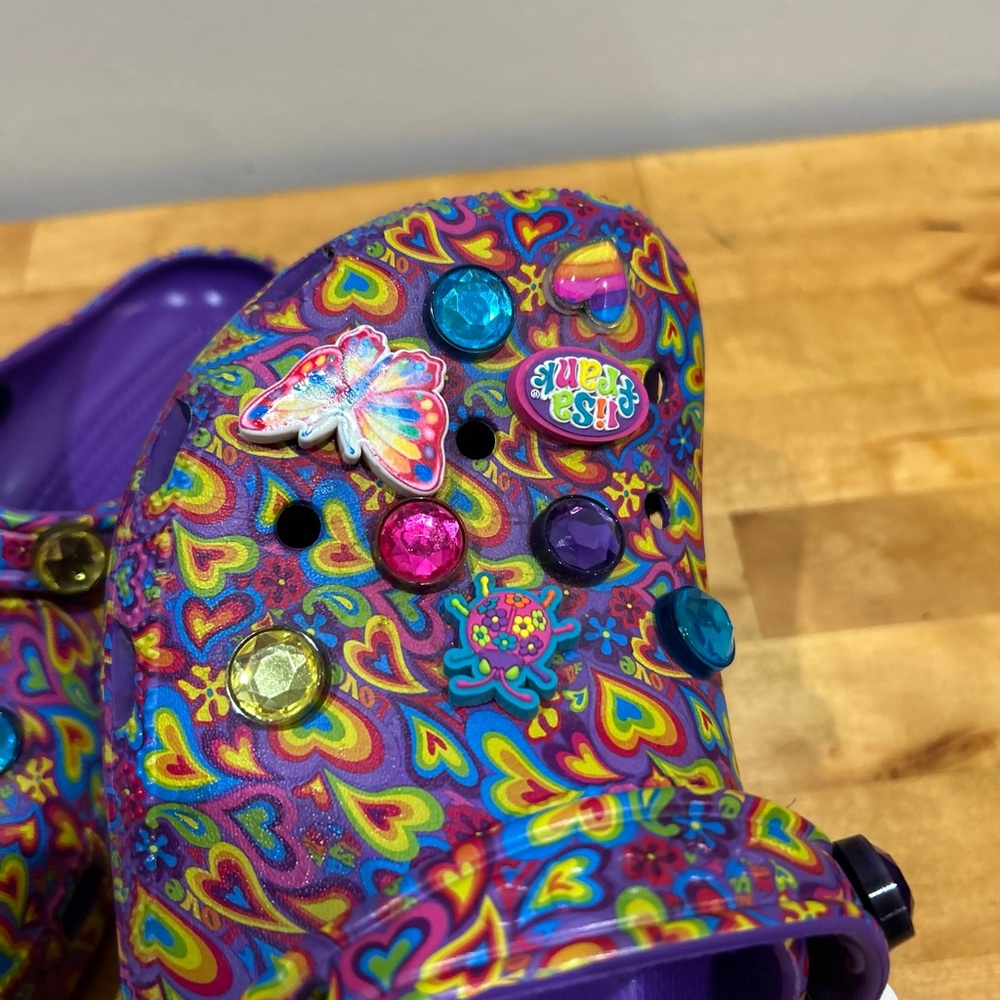 Crocs x Lisa Frank Limited Edition Clog - Picture 5 of 9